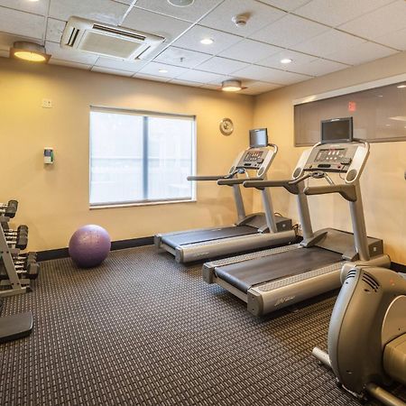 Towneplace Suites Jacksonville Butler Boulevard Экстерьер фото